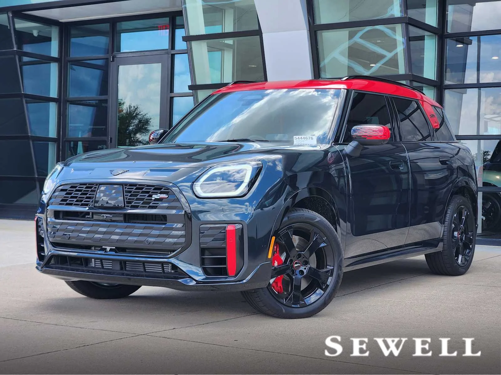 2026 MINI Countryman JCW ALL4's photo