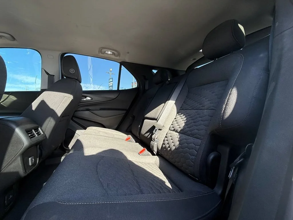 Used 2021 IRIDESCENT PEARL TRICOAT Chevrolet LT image 35