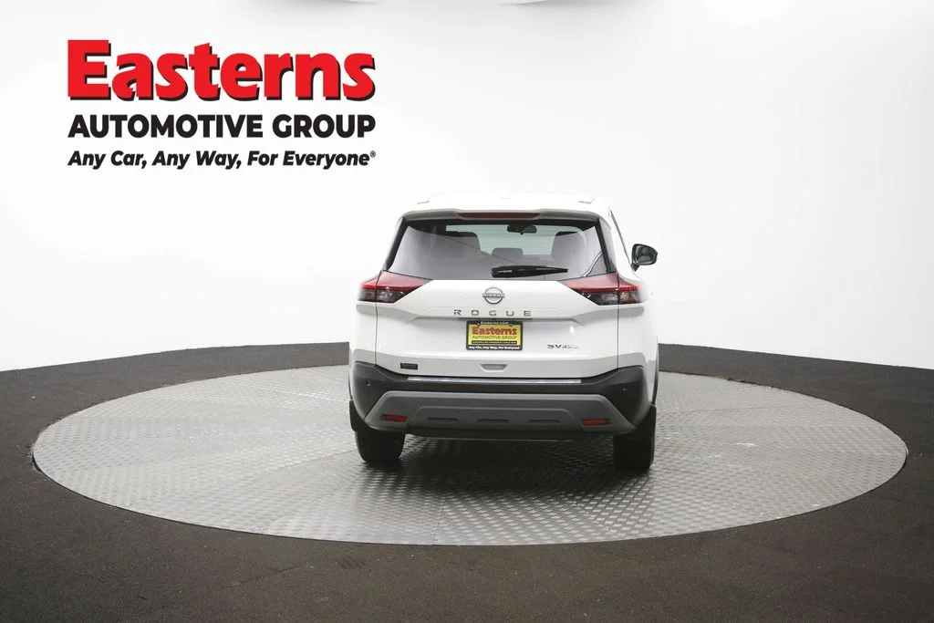 Used 2023 White Nissan SV image 39
