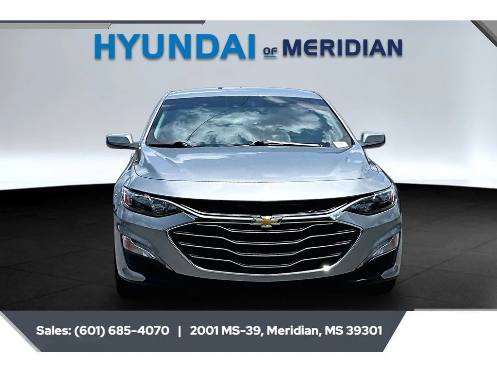 Used 2023 Sterling Gray Metallic Chevrolet LT image 3