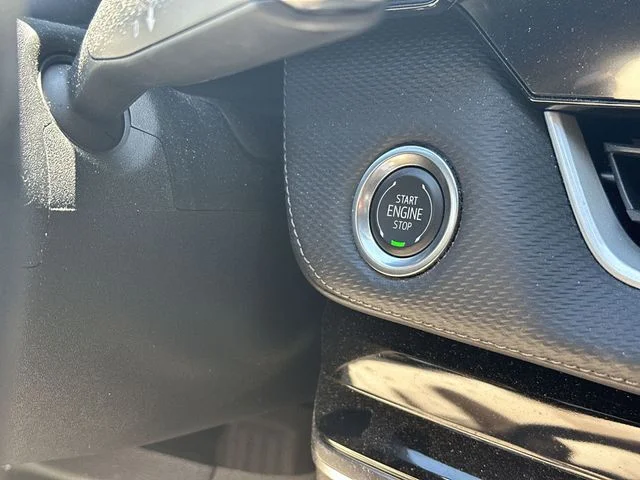 Used 2025 Green Chevrolet LT image 19