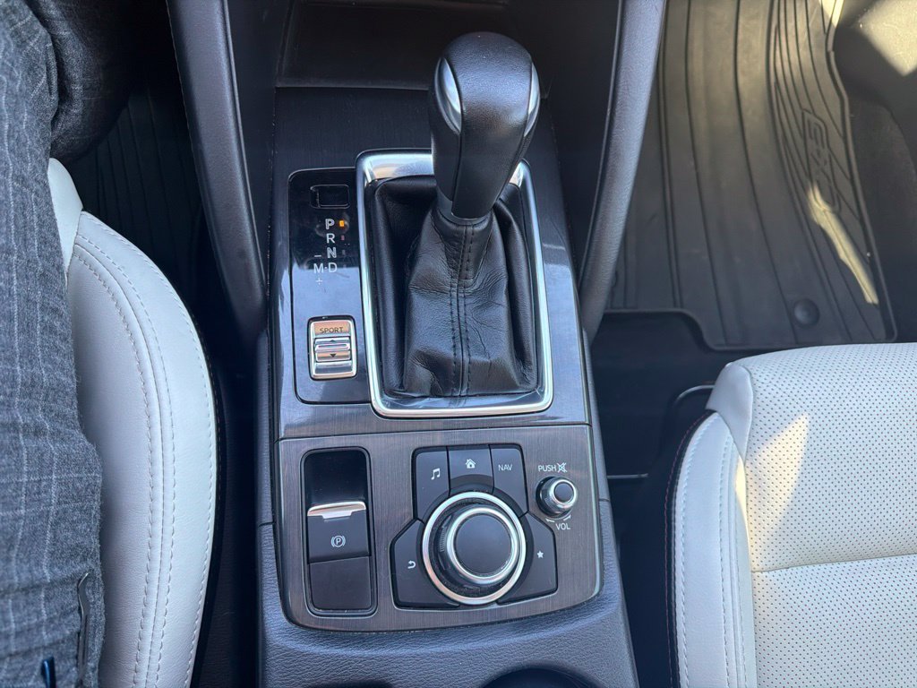 Used 2016 White Mazda Grand Touring image 19