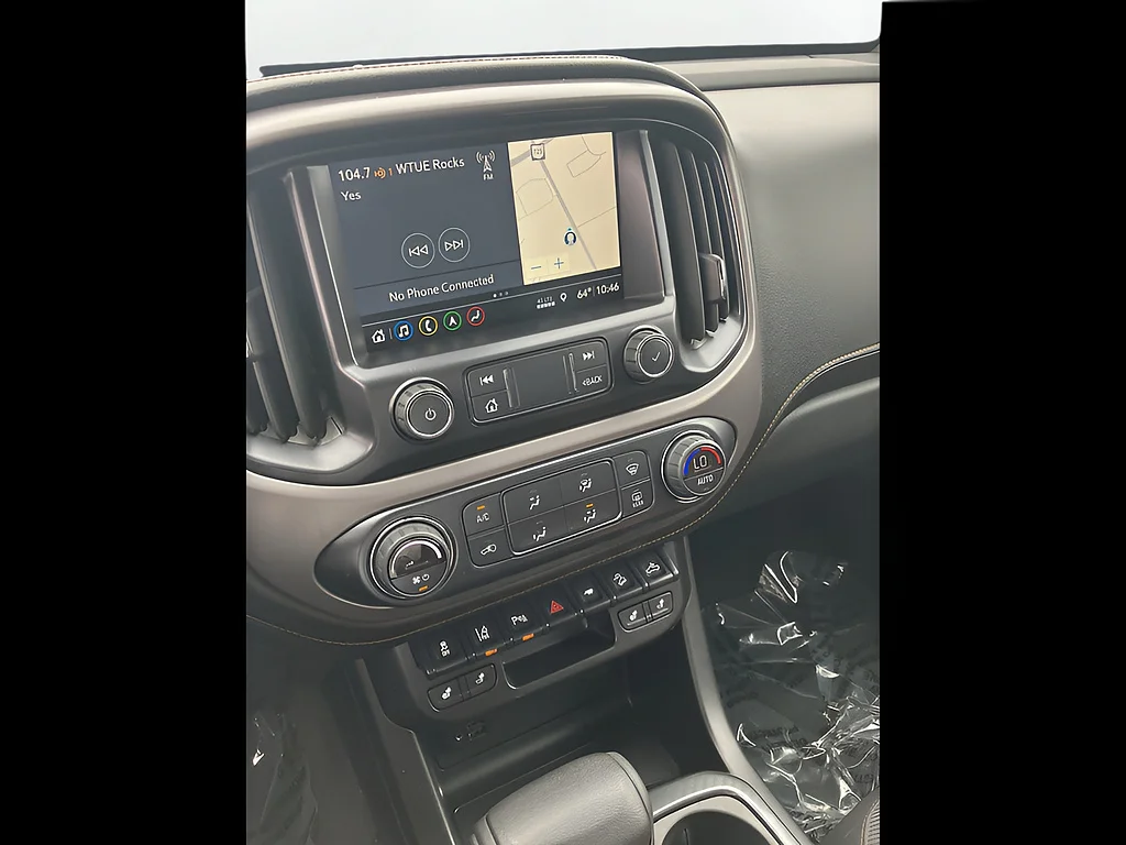 Used 2021 Onyx Black GMC AT4 image 14