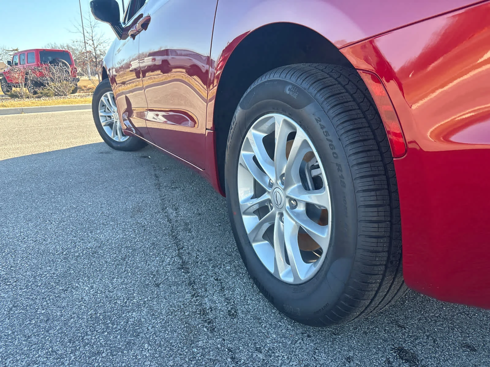 New 2026 Red Hot Pearl-Coat Exterior Paint Chrysler Select image 6