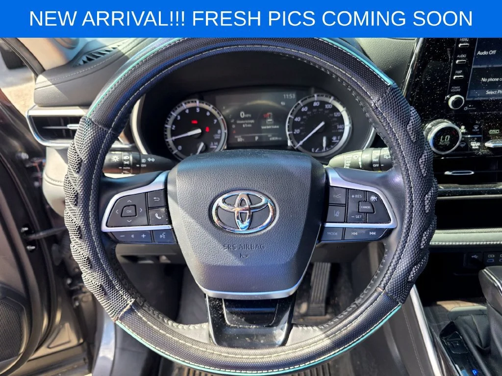 Used 2022 Gray Toyota Limited image 12