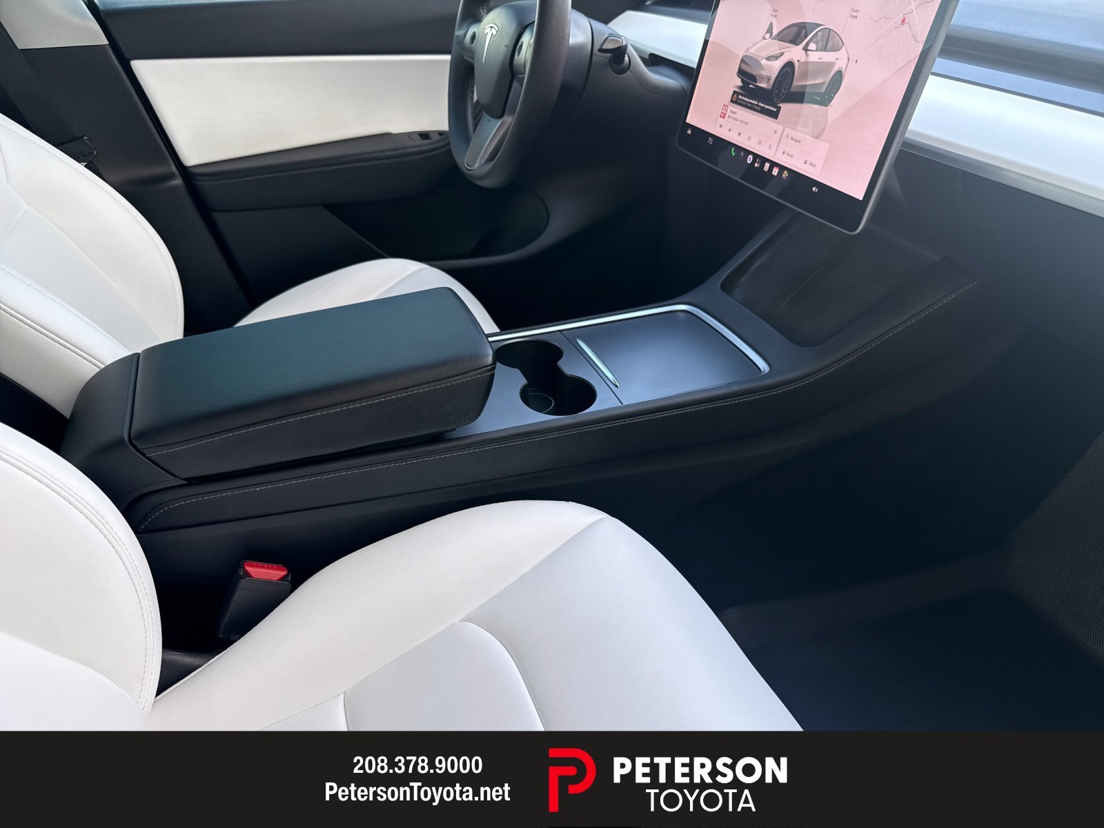 Used 2022  Tesla Performance image 15