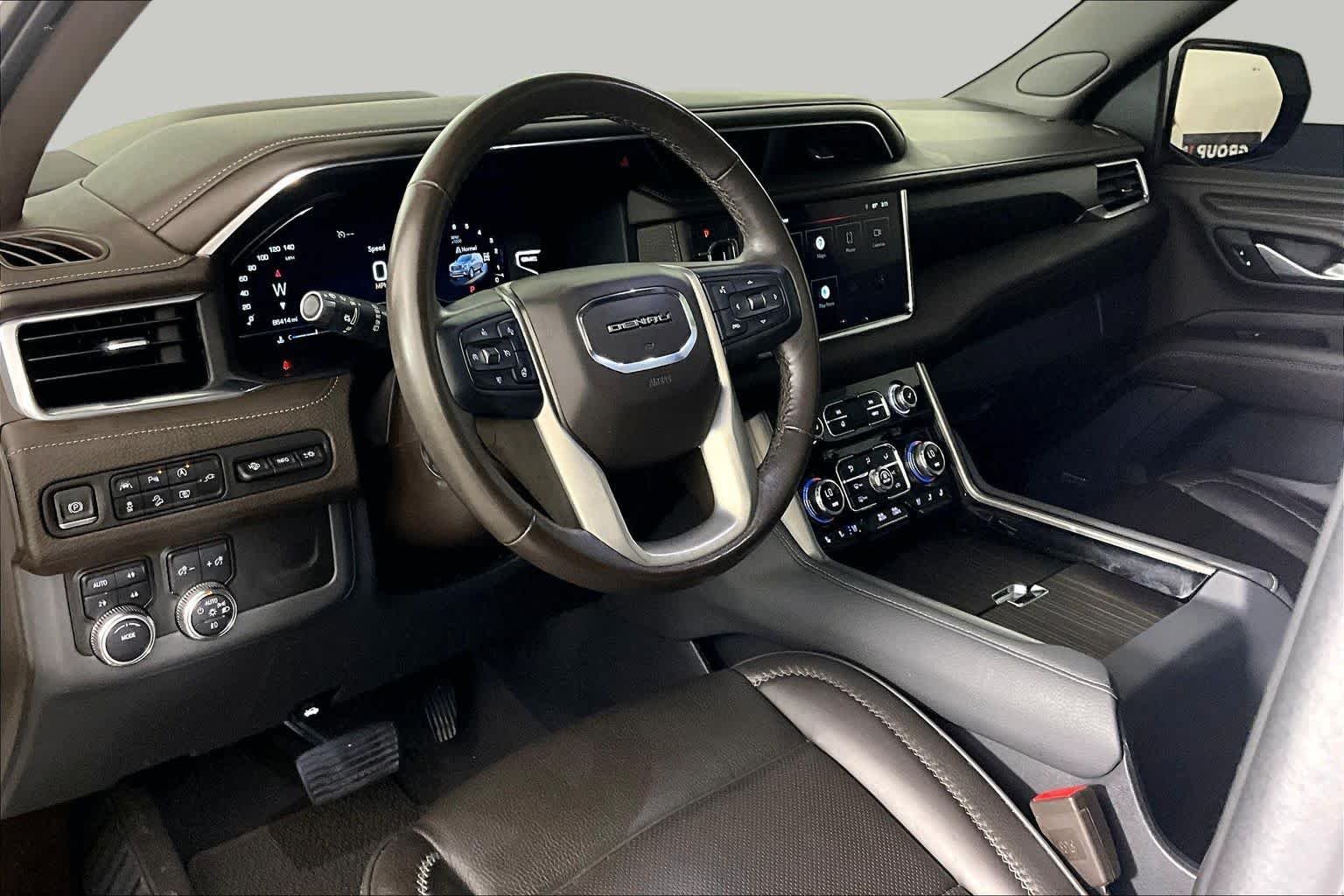 Used 2022 Summit White GMC Denali image 17