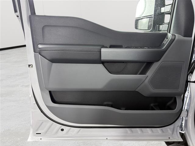 New 2026 Oxford White Ford F-350® XLT image 66