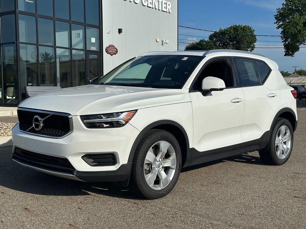 2020 Volvo XC40