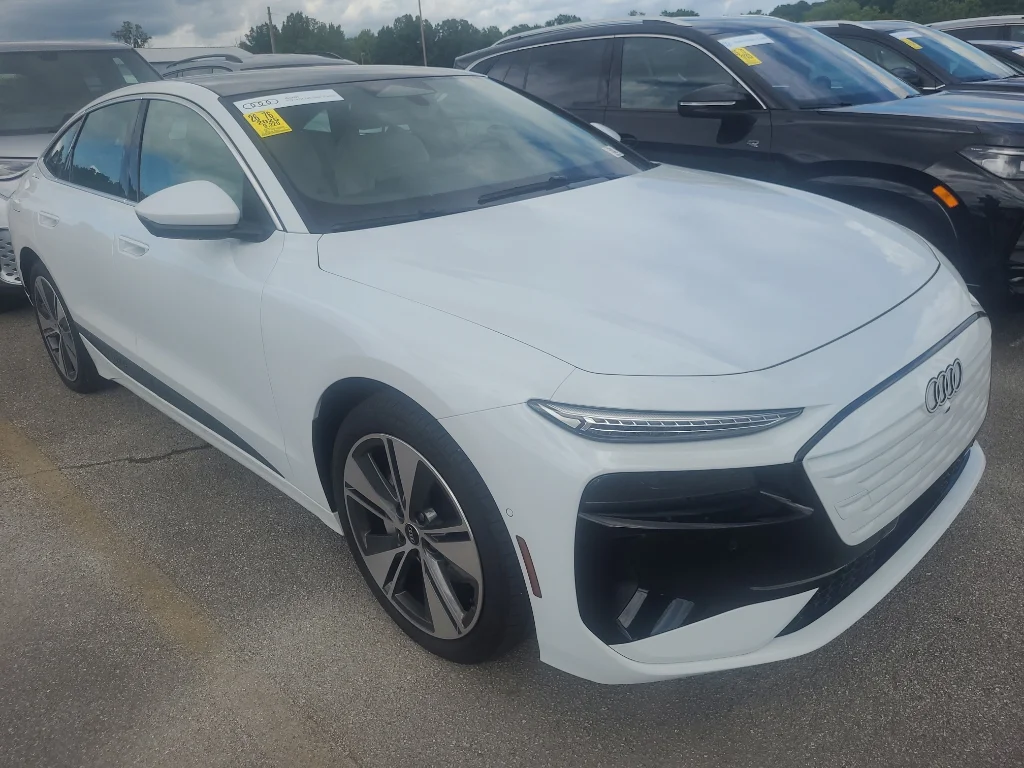 Used 2025 Glacier White Metallic Audi Premium Plus image 1