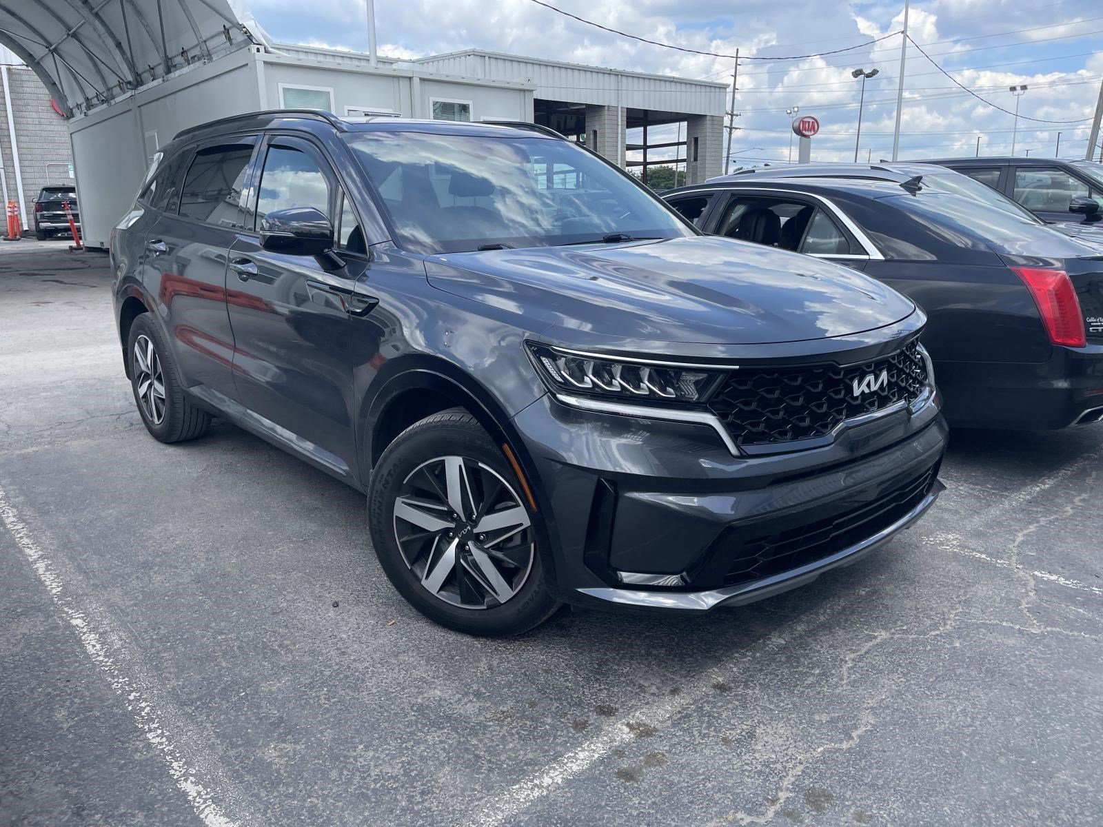 2023 Kia Sorento S AT's photo