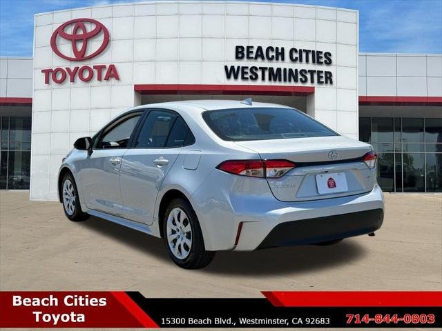 Certified Used 2023 CLASSIC SILVER METALLIC Toyota  image 8
