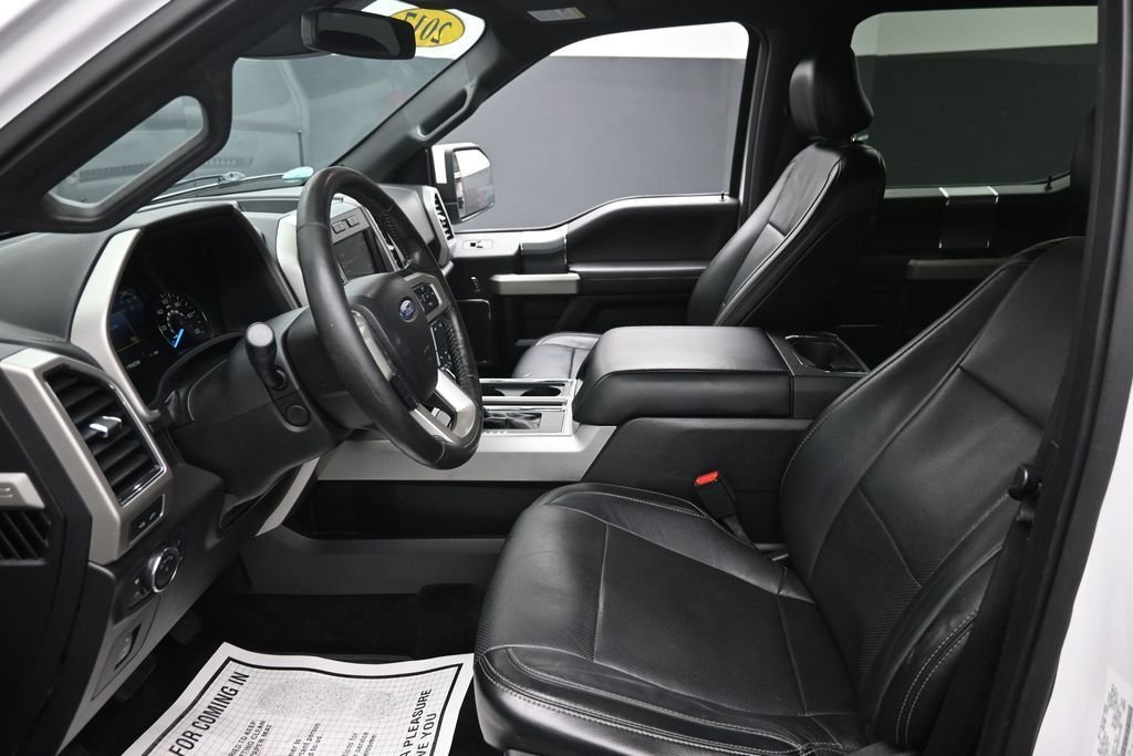 Used 2017 White Ford XL image 9