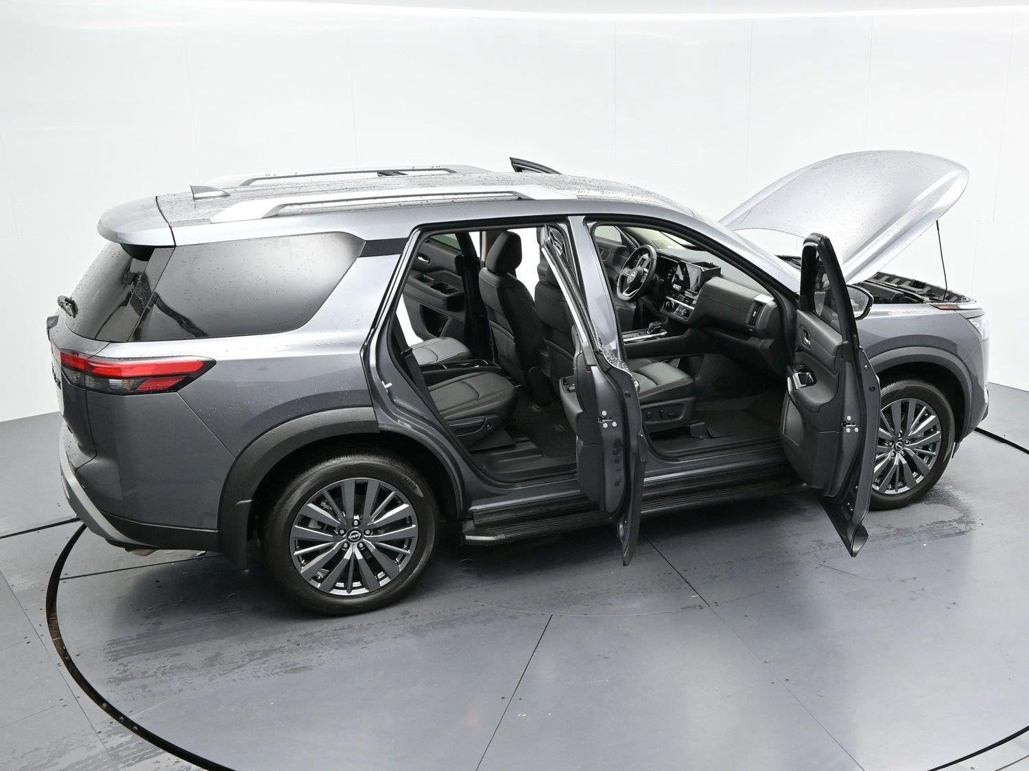 Used 2025 Gun Metallic Nissan SL image 35