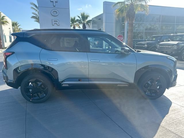 New 2027 Iceberg Green Kia X-Line S image 8