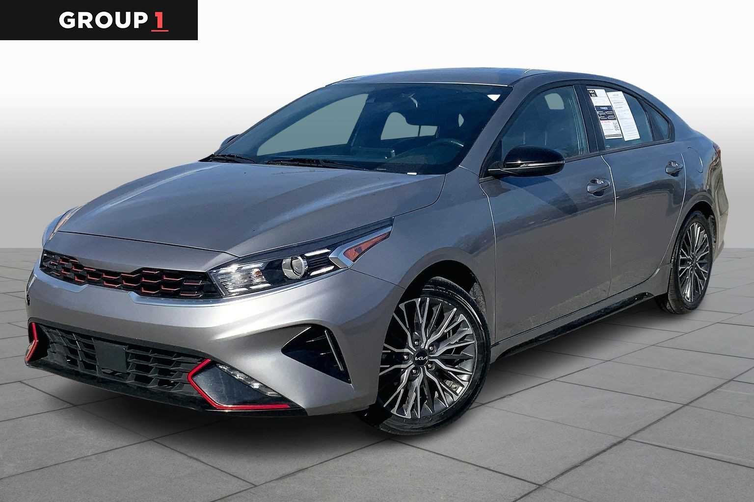 2024 Kia Forte GT-Line AT's photo