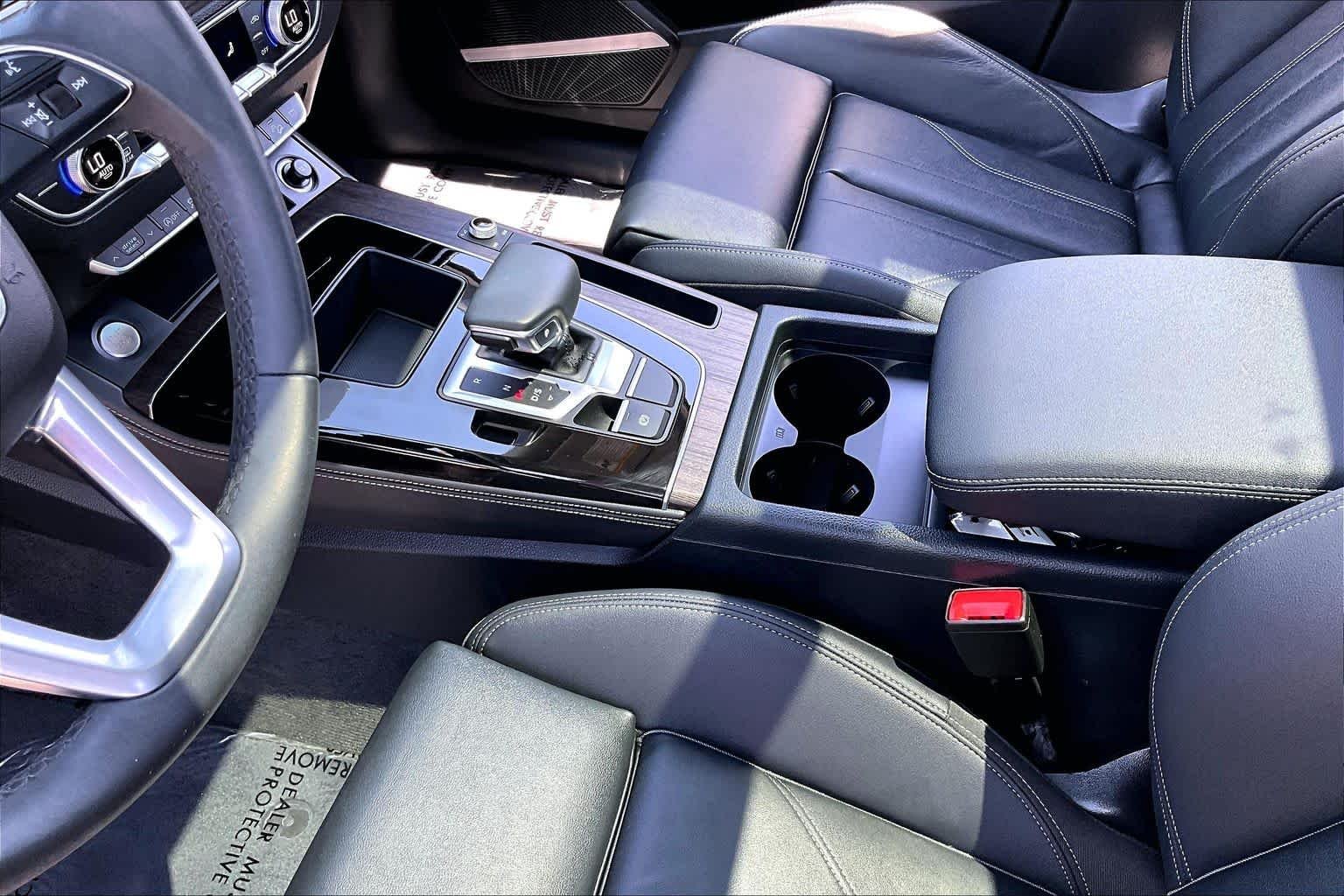 Used 2024 Daytona Gray Pearl Effect Audi S line Premium Plus image 16