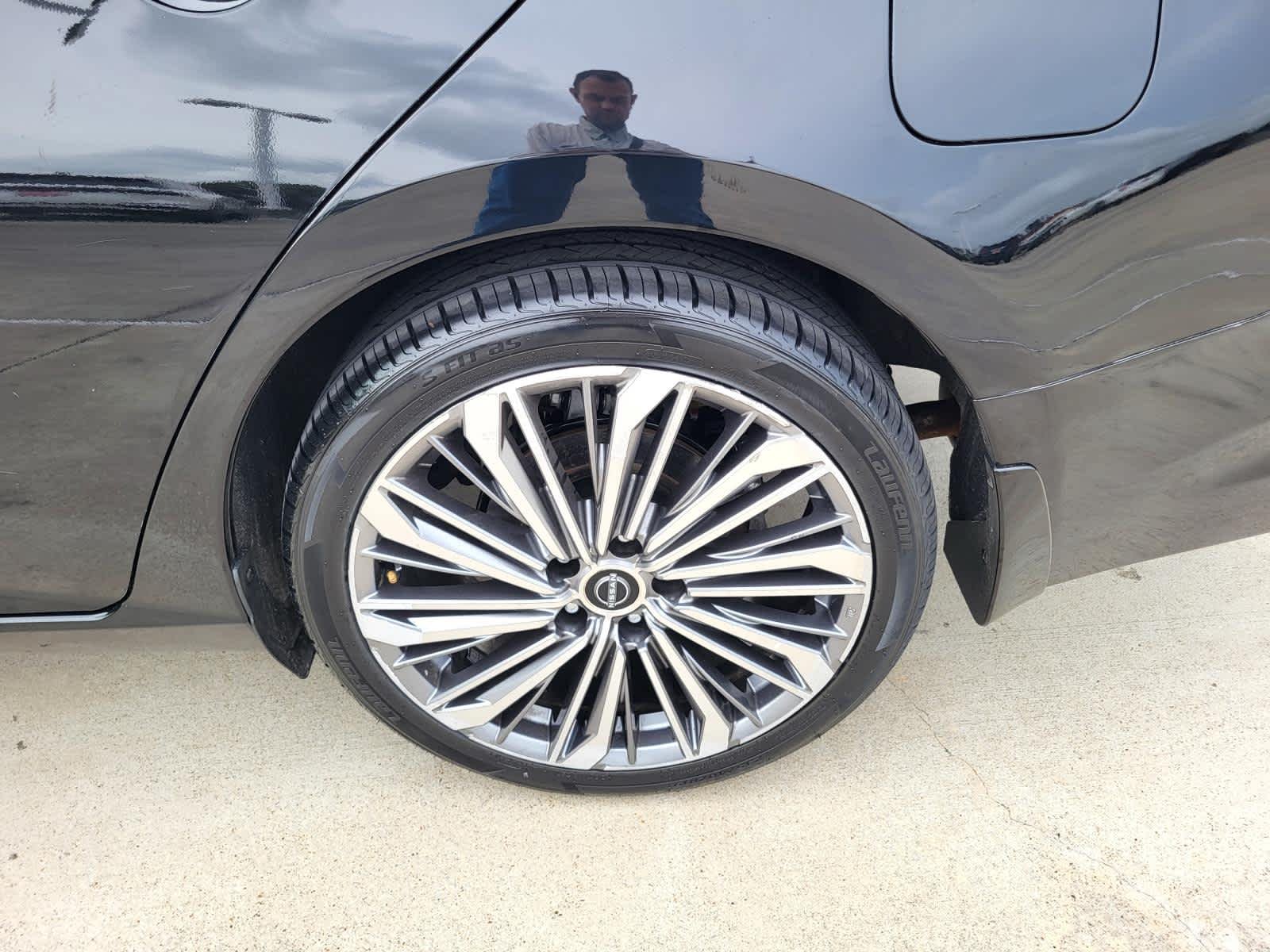 Used 2023 Super Black Nissan 2.5 SL image 26