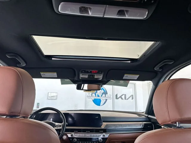 Certified Used 2024 White Pearl Kia EX X-Line image 18