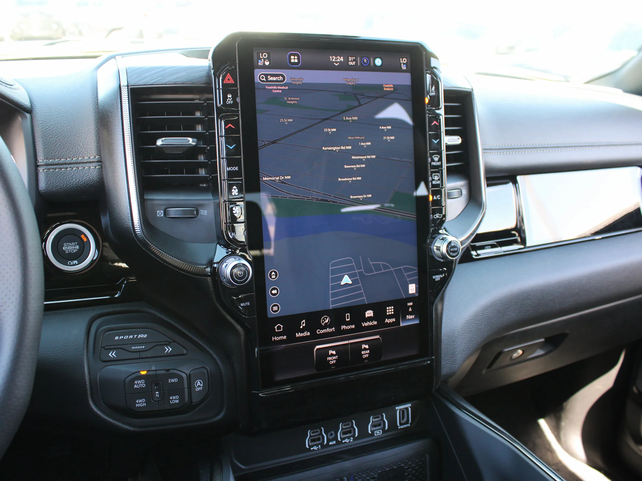 New 2026 Black RAM Sport* image 21
