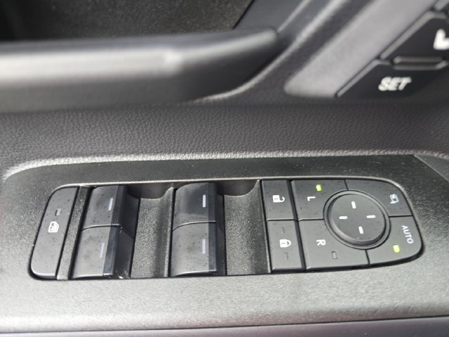 Used 2025  Toyota TRD Pro image 27