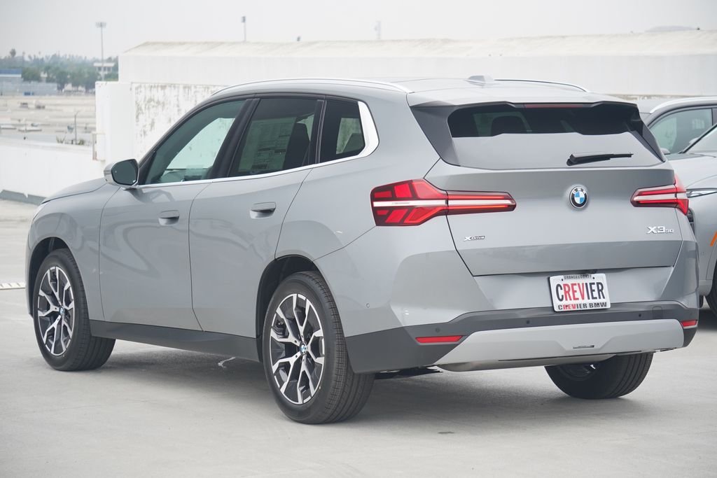 Used 2026 Gray Metallic BMW 30 xDrive image 7