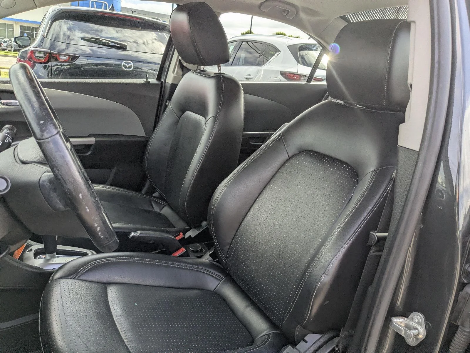 2020 Chevrolet Sonic Premier - Photo 18