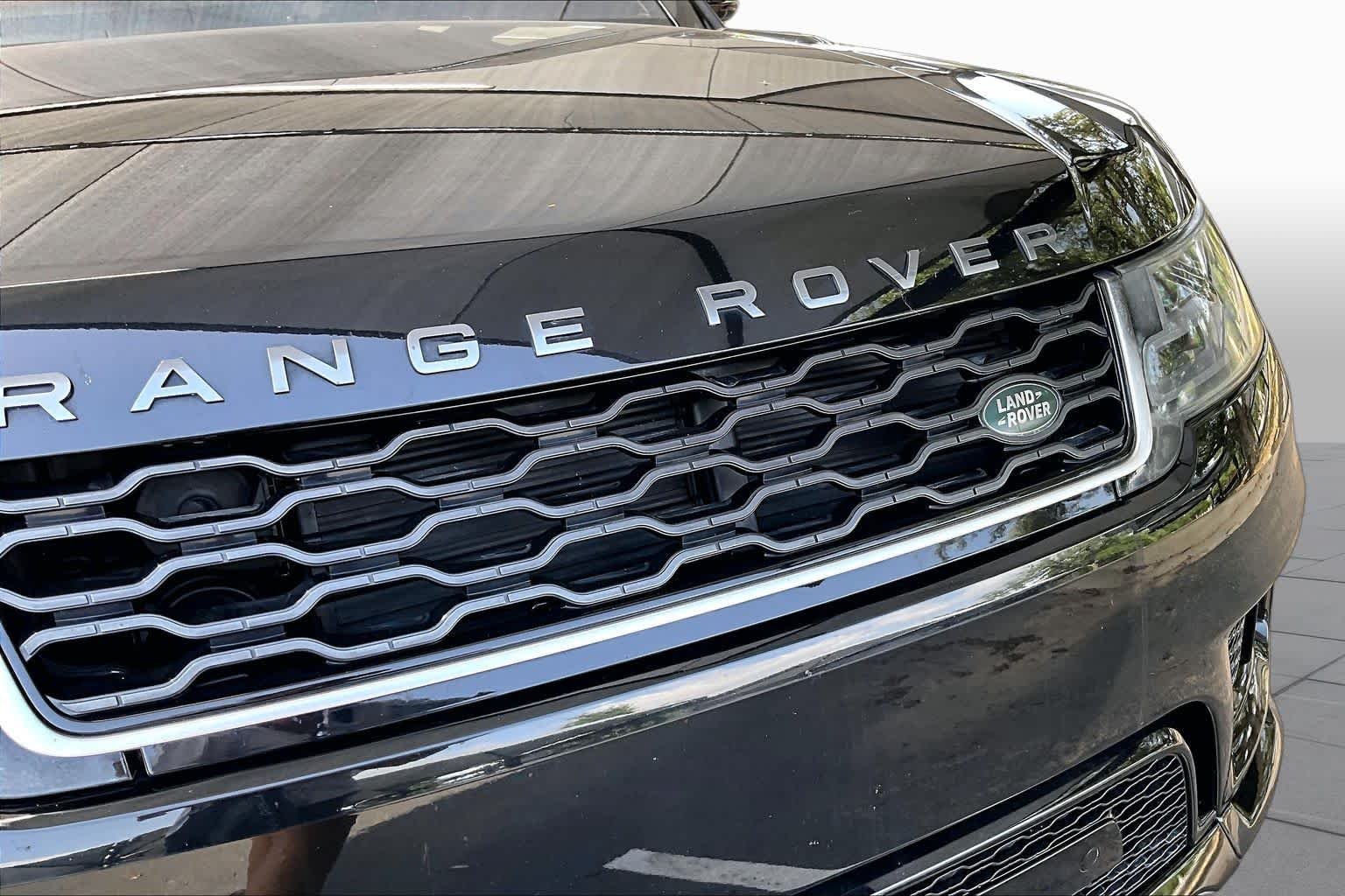 Used 2019 Borealis Black Metallic Land Rover Dynamic image 30