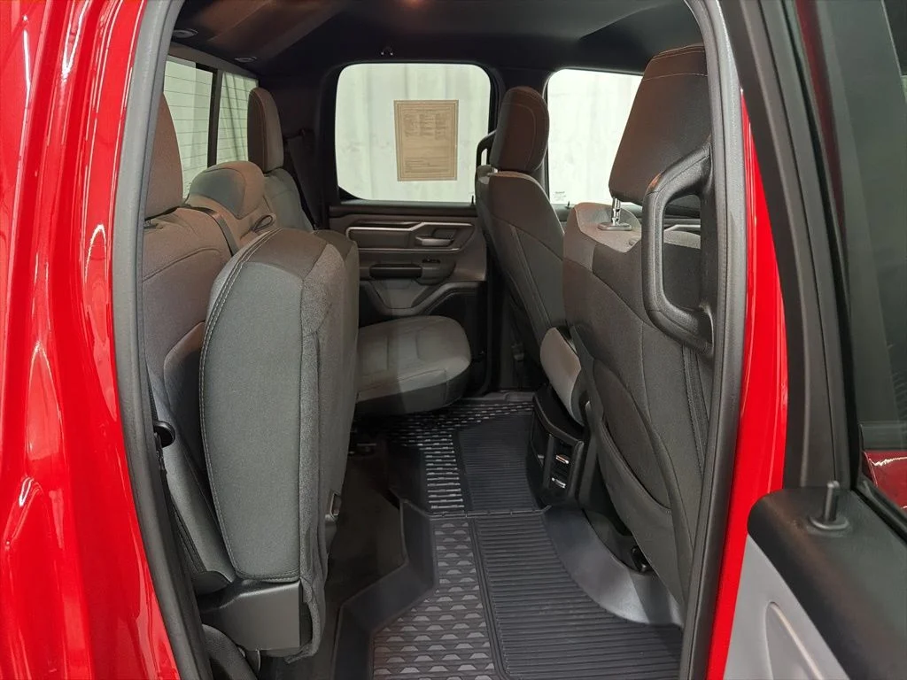 Used 2021 Red Ram Big Horn/Lone Star image 19