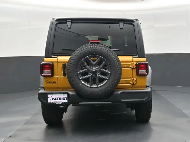 New 2026 Goldilocks Exterior Paint Jeep Sport S image 23