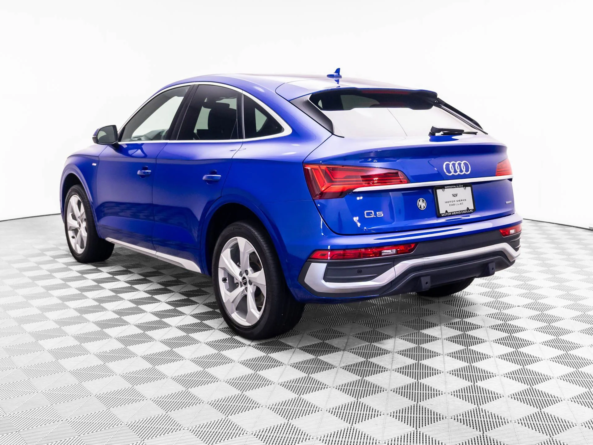 Used 2023 Blue Audi 45 S line Prestige image 3