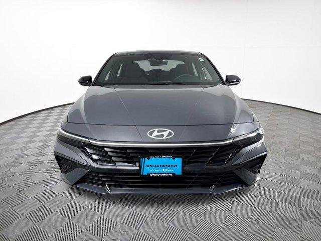 New 2026 Gray Hyundai SEL Sport image 3