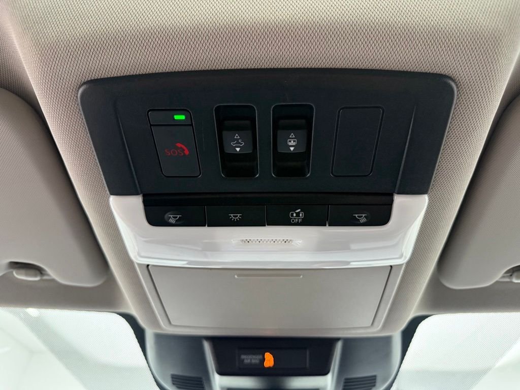 2024 Nissan Rogue SL - Photo 34