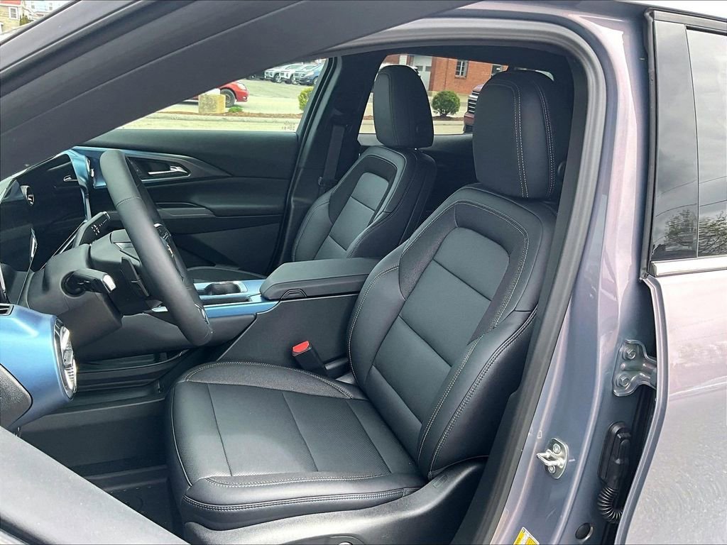 2026 Chevrolet Equinox EV 2LT - Photo 11