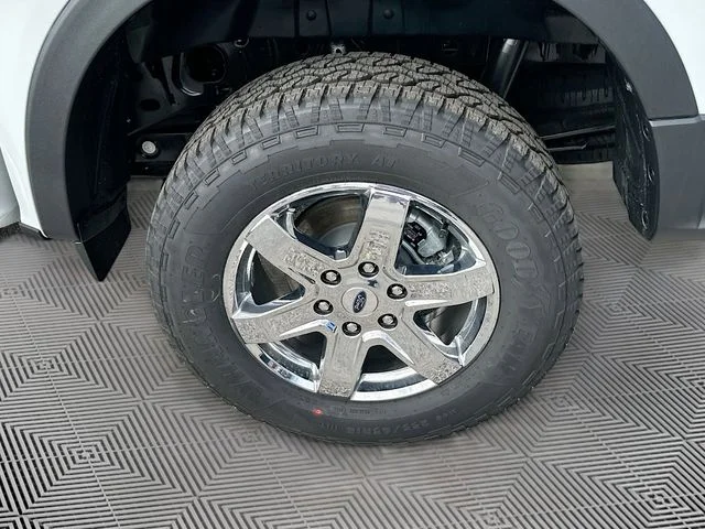 New 2026 Avalanche Ford XLT image 19