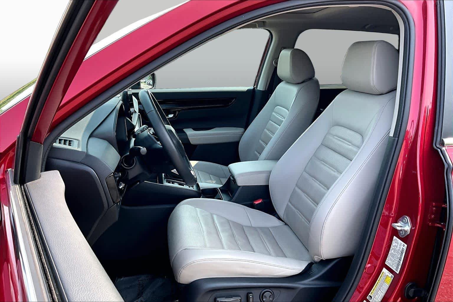 Used 2024 Radiant Red Metallic Honda EX-L image 8