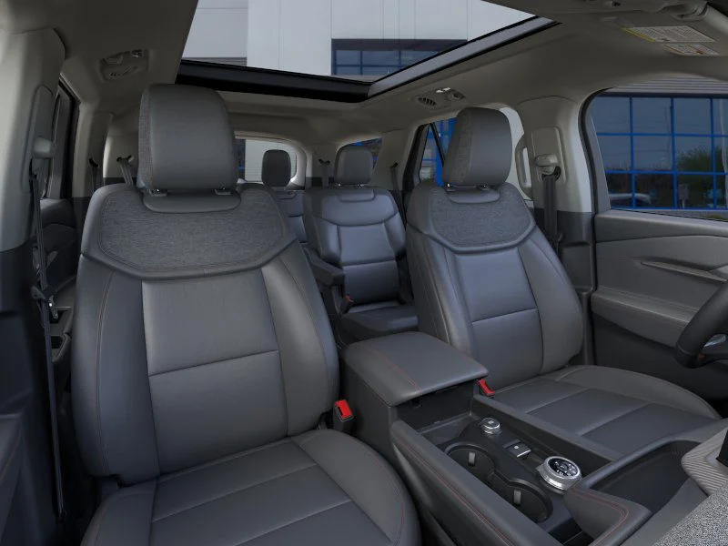 New 2026 Space White Metallic Ford Active image 70