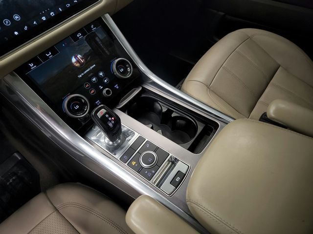 Used 2020 Black Land Rover HSE Td6 image 31