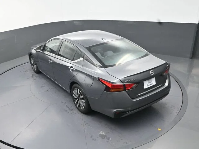 Used 2024 Gray Nissan 2.5 SV image 15