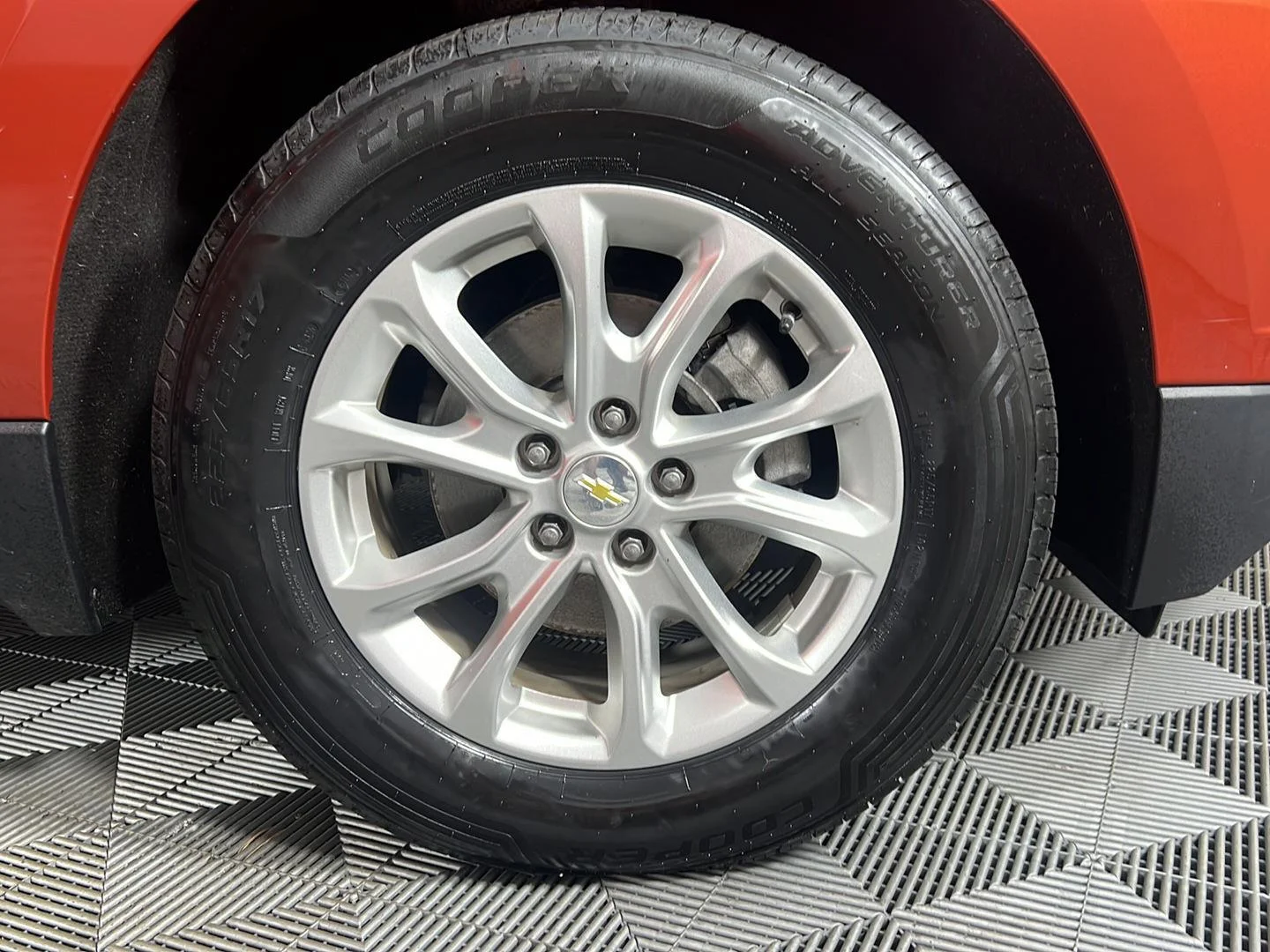 Used 2020 CAYENNE ORANGE METALLIC Chevrolet LT image 22