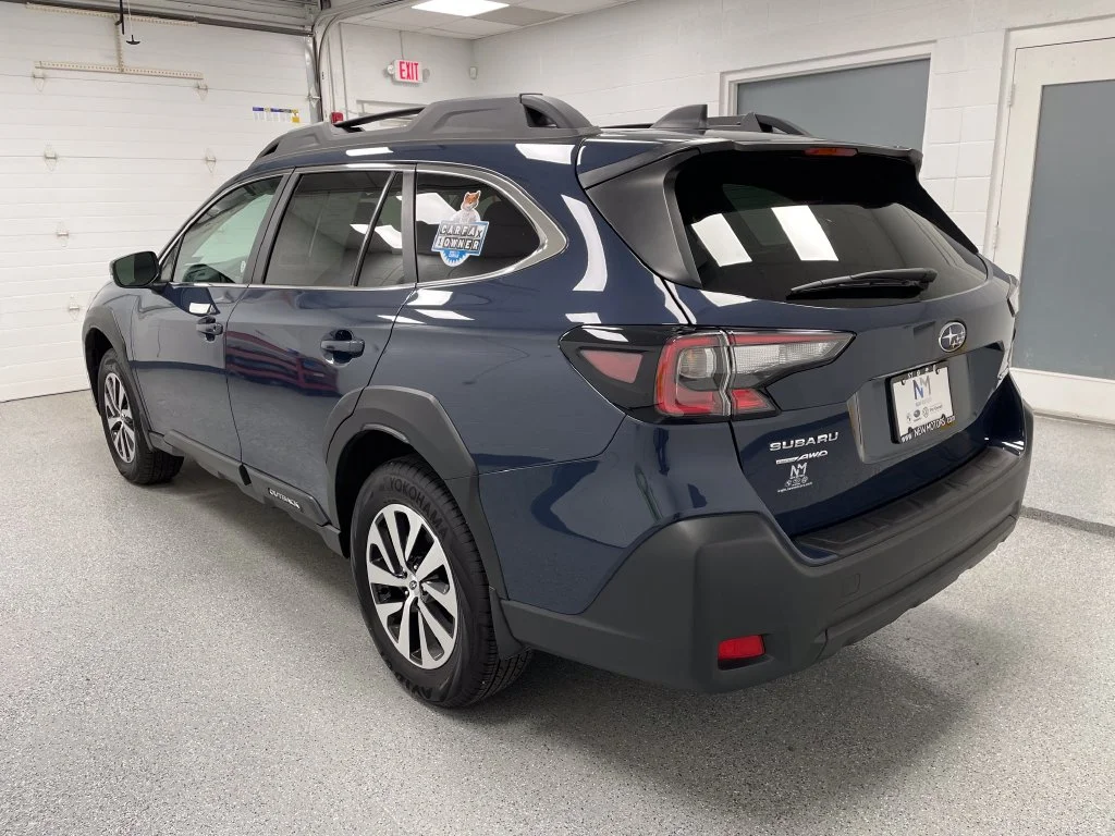 Used 2025 Cosmic Blue Subaru Premium image 9