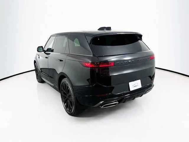 New 2026 Black Land Rover Dynamic SE image 7