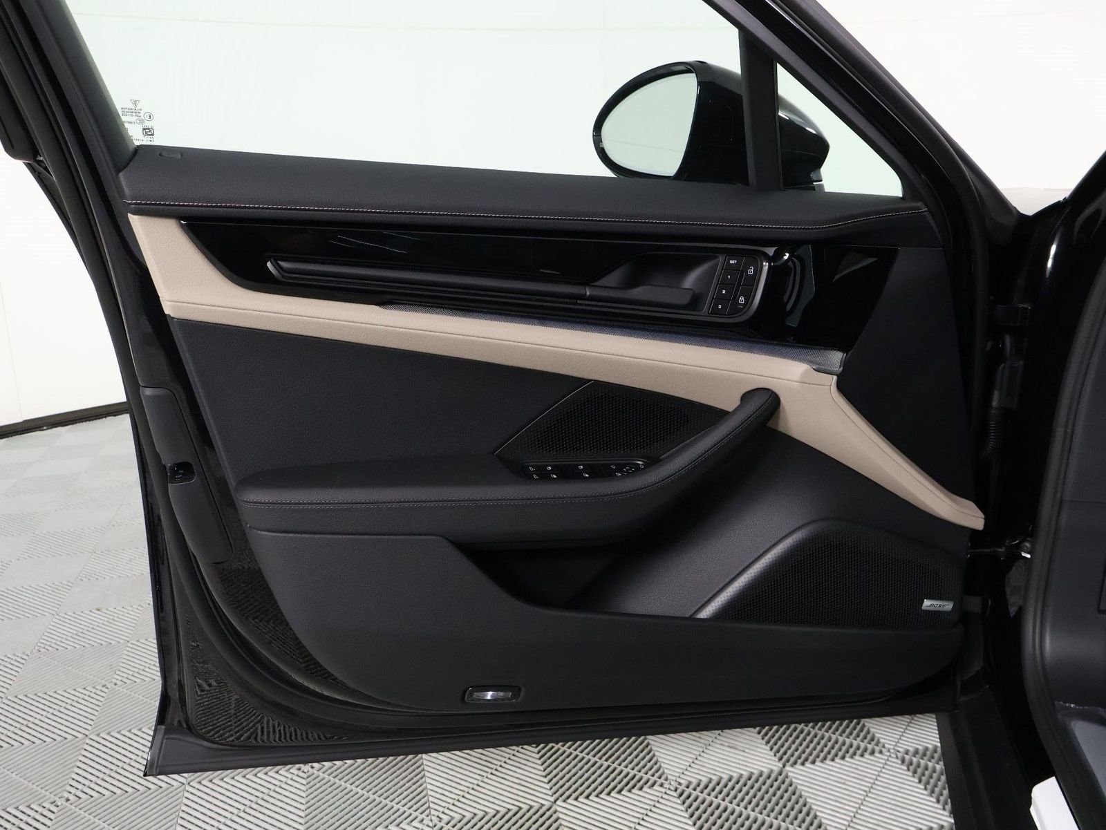 New 2026 Jet Black Metallic Porsche RWD image 20