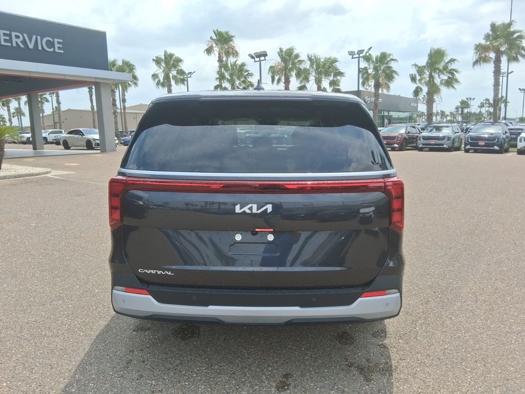 Used 2026  Kia LXS image 5