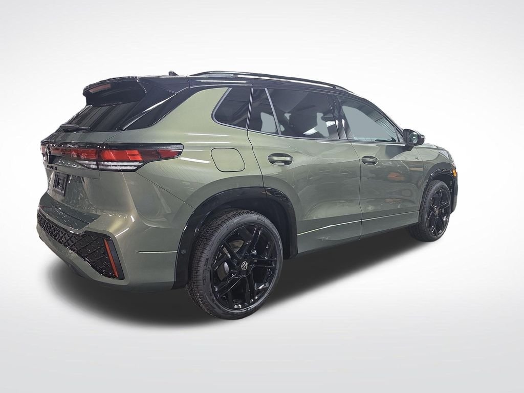 New 2026 Green Volkswagen 2.0T SE R-Line Black image 5