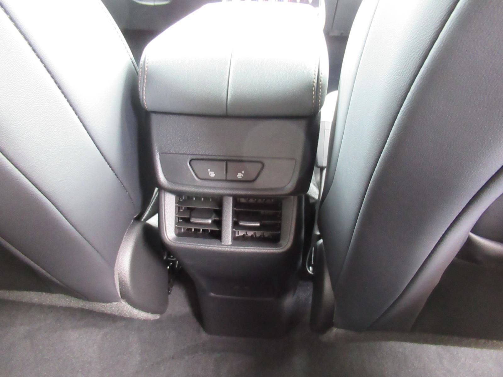 2027 GMC Terrain AT4 - Photo 31