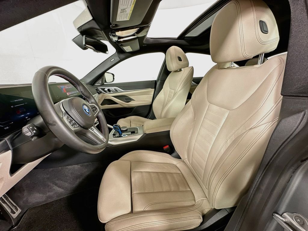 Used 2023 Gray BMW M50 image 22