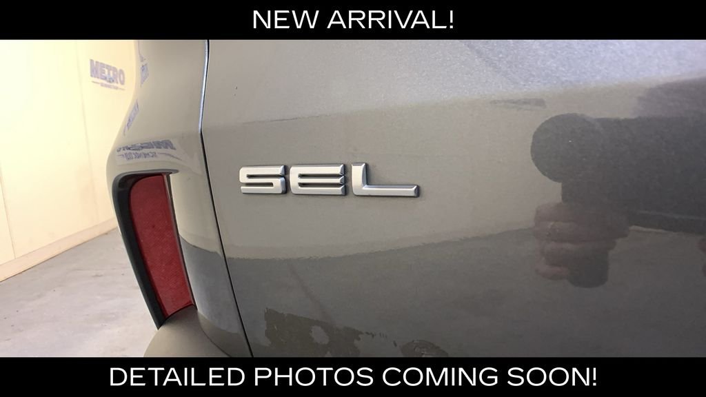 Certified Used 2021 Gray Metallic Ford SEL image 17