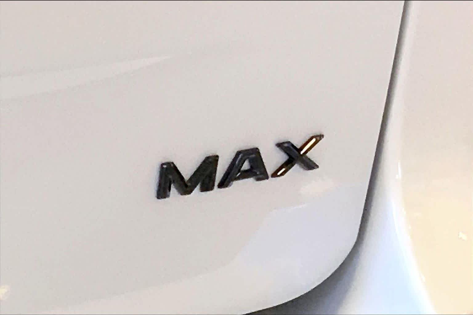 New 2027 Star White Metallic Tri-Coat Ford MAX Platinum image 13