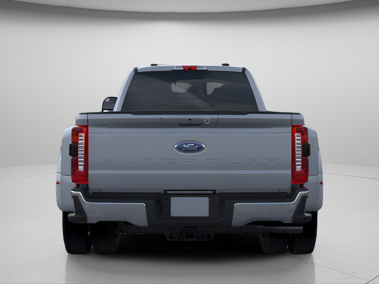New 2026 Glacier Gray Metallic Tri-Coat Ford LARIAT image 5